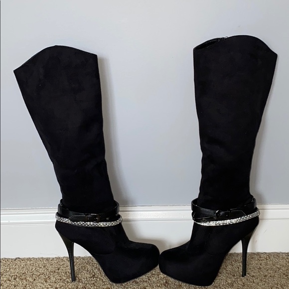 Wild Diva Shoes - Stiletto platform suede boots - 7.5